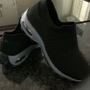 Women’s HYPERSOFT sneakers